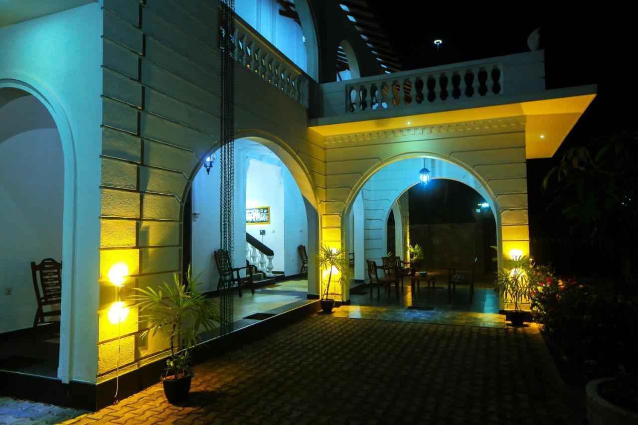 Sri Lankan Villa Elagawagoda Exteriör bild